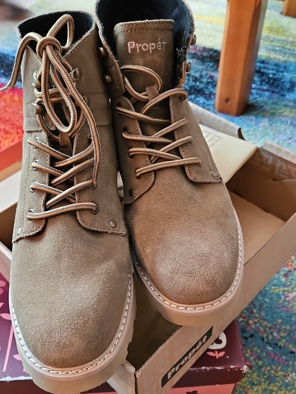 PROPET Womans Size 10W  Olive Hiking Boots New In Box.